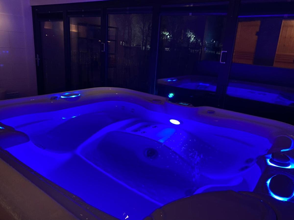 De Porrel Polsbroek Unit Met Prive Jacuzzi, Spa En Sauna 外观 照片